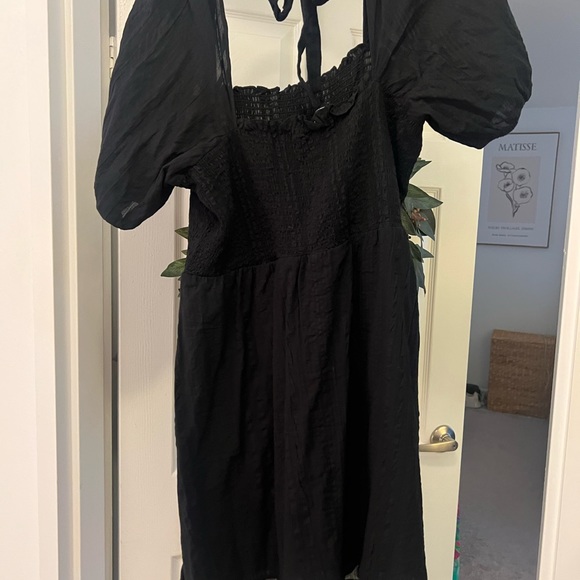 ASOS curve plus size black dress - Picture 5 of 5